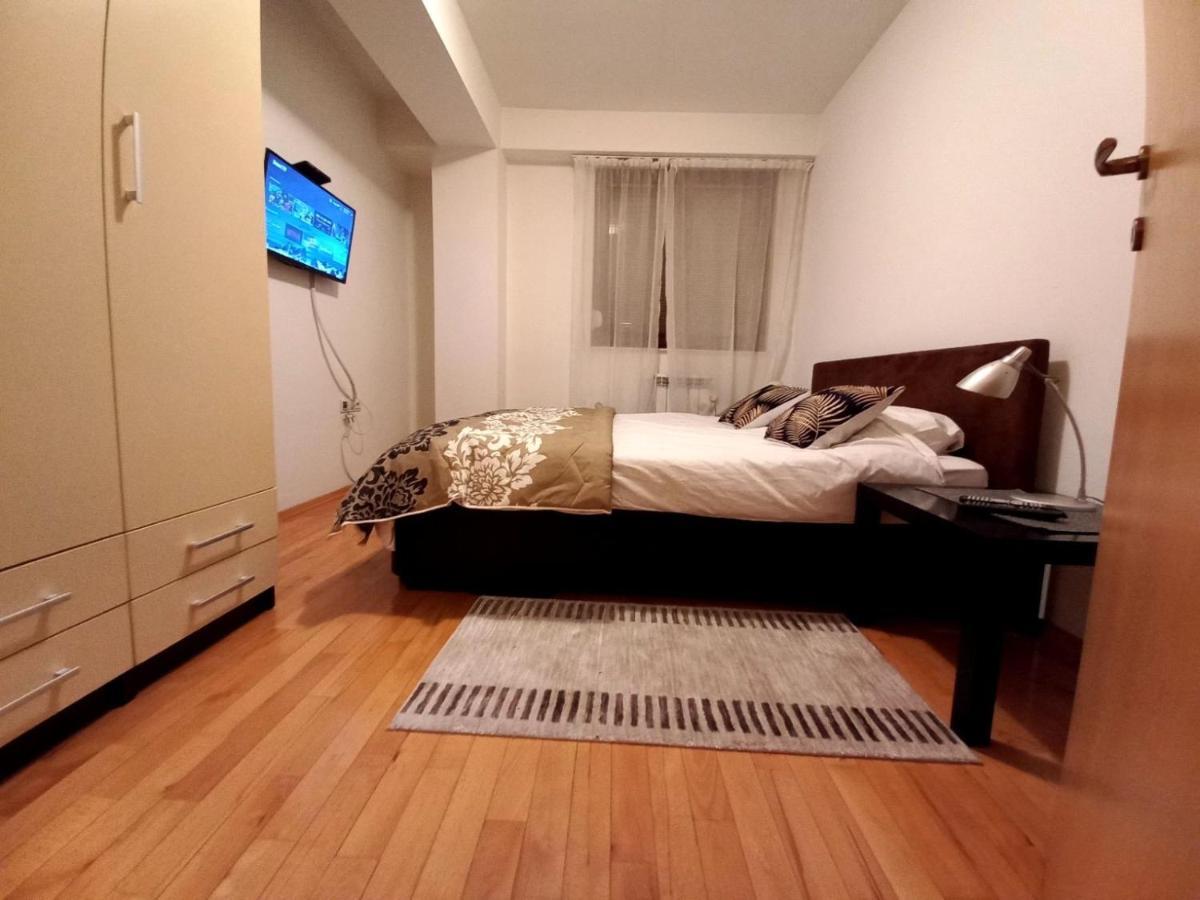 First Choice Apartment Скопье Экстерьер фото